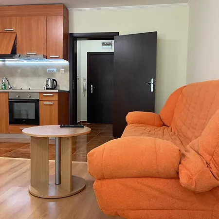николай желев-първи еоод Apartment Pamporovo